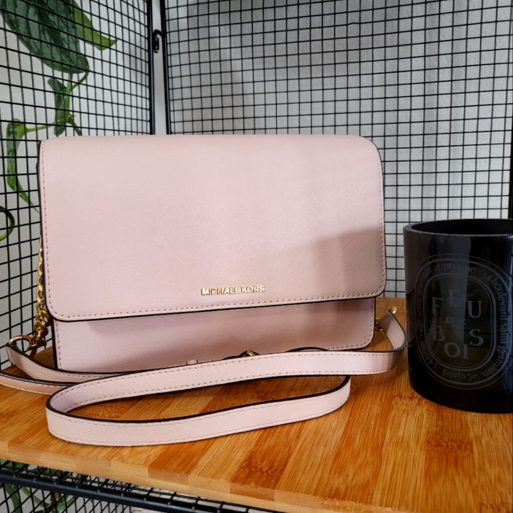Micheal Kors Crossbody Bag